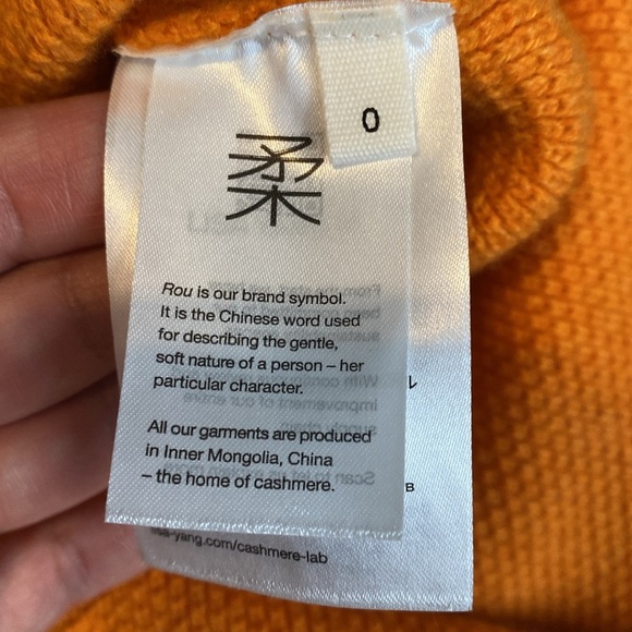 LISA YANG
FRINGED MINI SKIRT ADELA - Picture 6 of 8